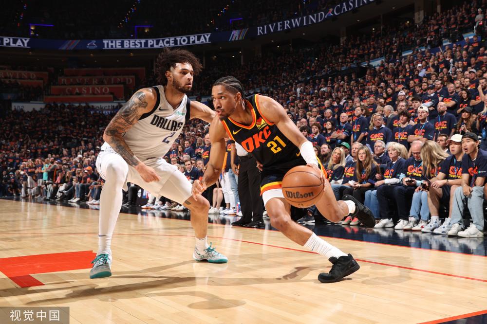 世界羽联总决赛开战 安洗莹和石宇奇旗开得胜.